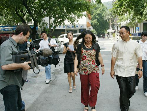 中國著名原創(chuàng)服裝設(shè)計師梁子