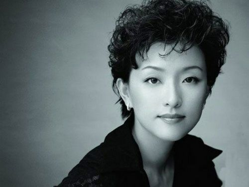 八款手機(jī) 八種美女 總有一個(gè)是你想要的 八款手機(jī) 八種美女 總有一個(gè)是你想要的
