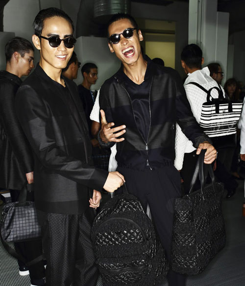 ѡC(j)܇ϡ wDirk Bikkembergs 2016l(f)